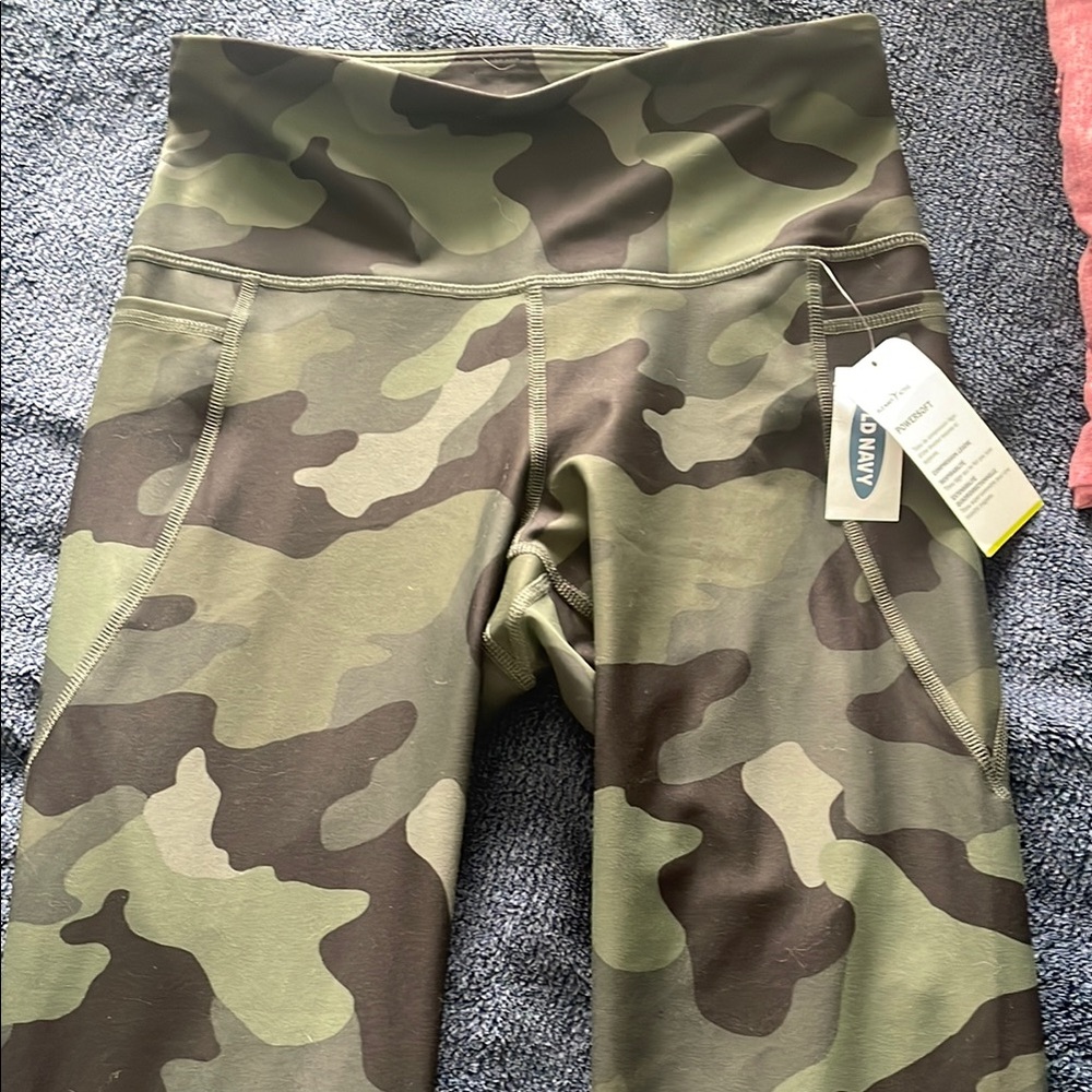 Old Navy Green and Brown Camouflage Leggings High Waist
